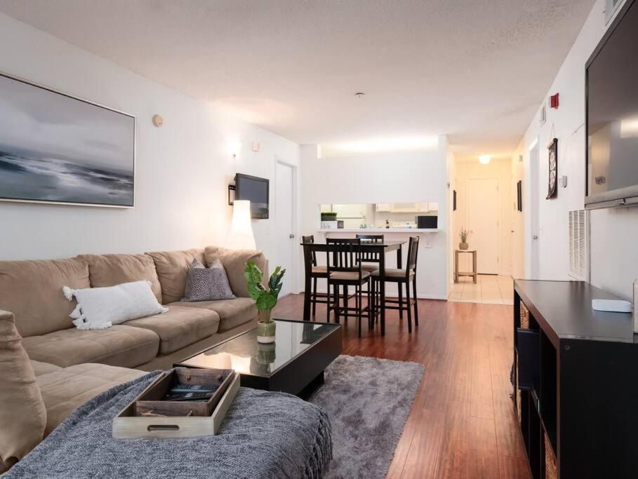 Spacious Condo Mins To Shands, University, & Downtown! Гейнсвил Екстериор снимка
