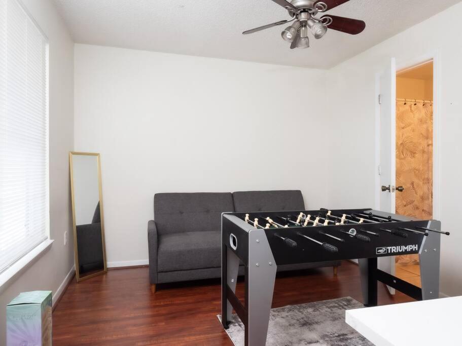 Spacious Condo Mins To Shands, University, & Downtown! Гейнсвил Екстериор снимка